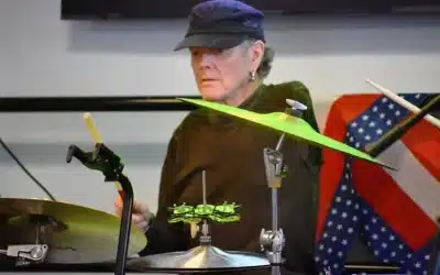 Def Leppard drummer Rick Allen visits NH Veterans Home